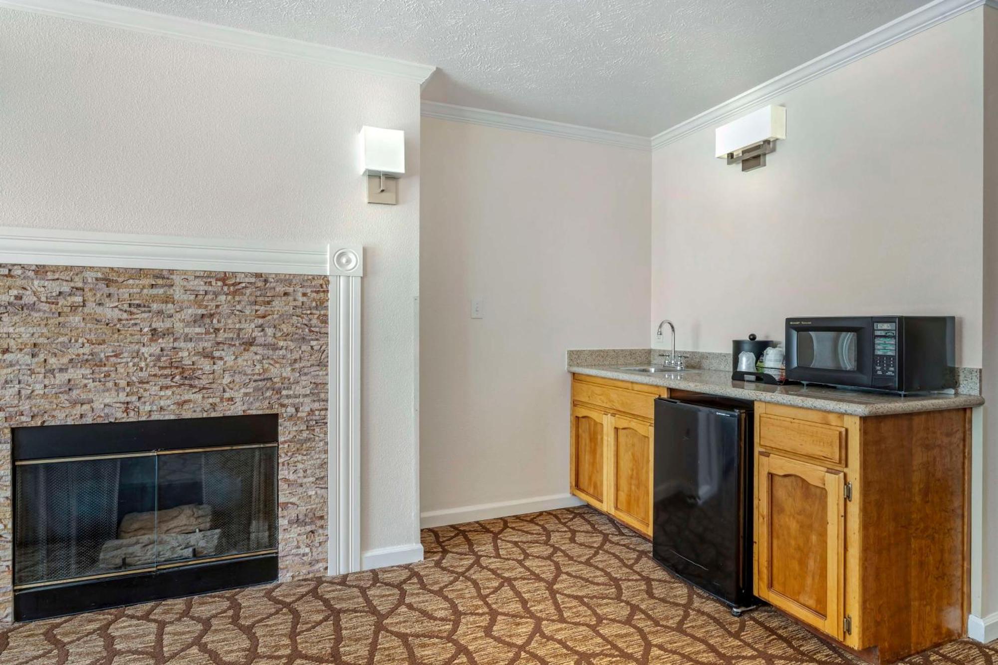 Best Western Salinas Monterey Екстер'єр фото